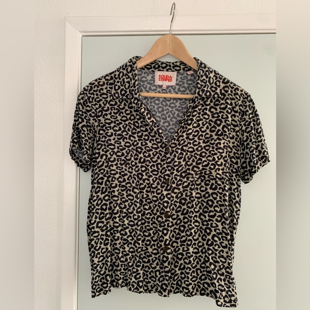 Solid & Striped Short sleeve Leo Button Down size M